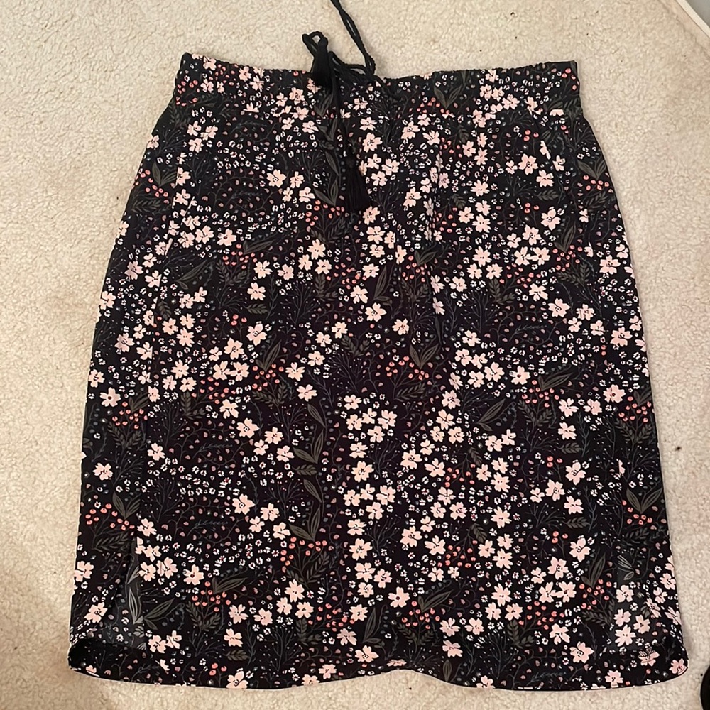 Loft Dri-Fit Skirt